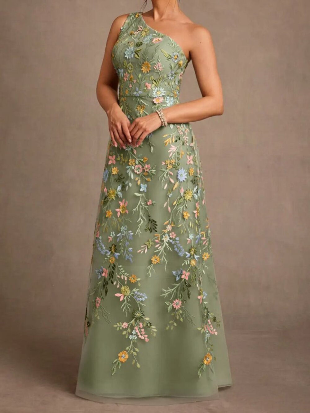 Azazie Bertie One-Shoulder Lace Gown — Pistachio — US 12 — NWT